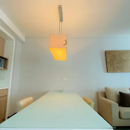 The H Tower Rasuna Suites Kuningan Jakarta By Villaloka Extérieur photo
